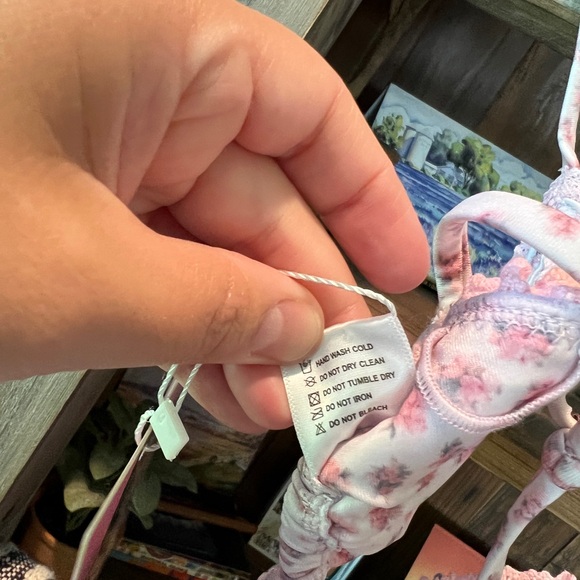 NWT Strawberry Milk Mob women’s honey glaze floral bikini set size small - Picture 4 of 9